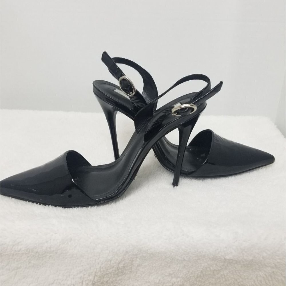 Schultz patent leather sling back heels